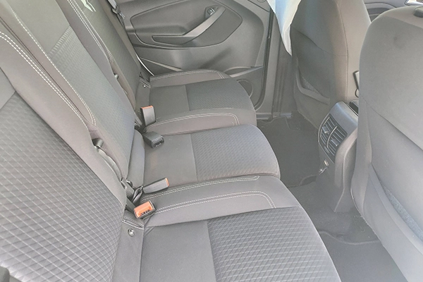 Vista trasera de Ford C-Max disponible en Lucas Ocasión